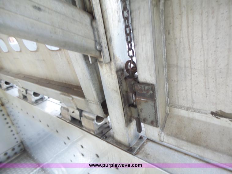 image for item L6242 1997 Wilson PSDCL-302CC livestock equipment