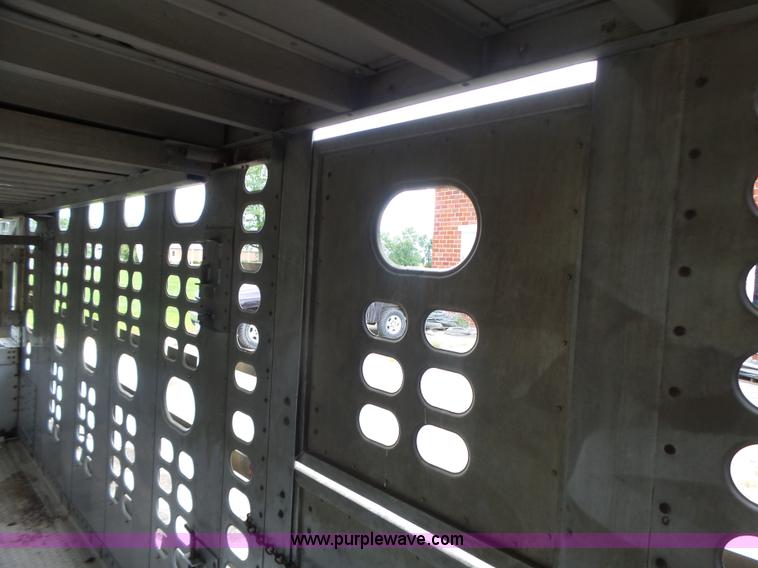 image for item L6242 1997 Wilson PSDCL-302CC livestock equipment