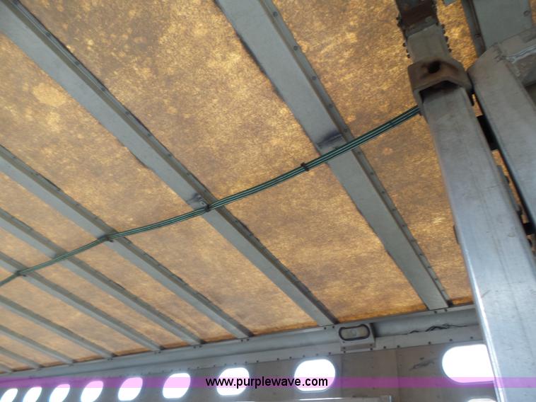 image for item L6242 1997 Wilson PSDCL-302CC livestock equipment