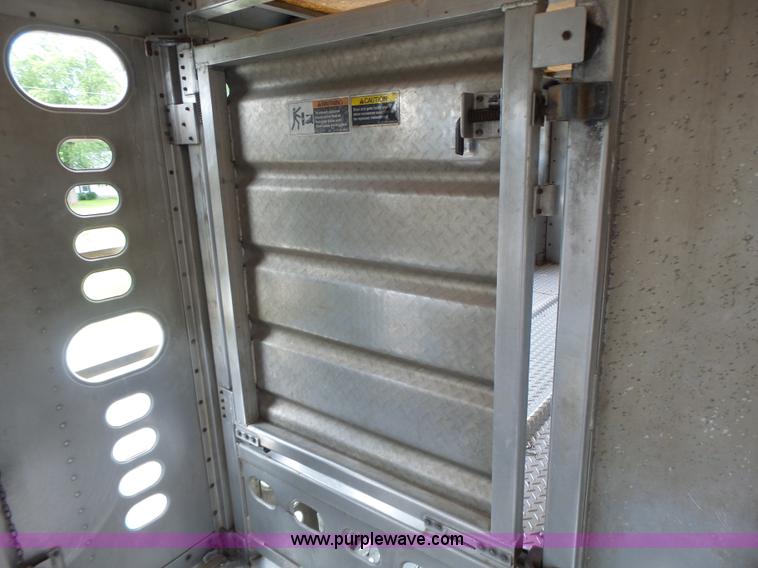 image for item L6242 1997 Wilson PSDCL-302CC livestock equipment