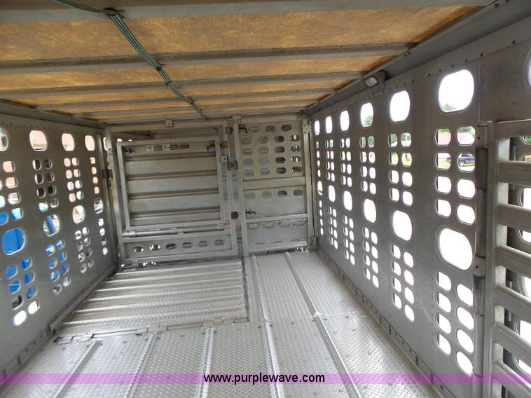 image for item L6242 1997 Wilson PSDCL-302CC livestock equipment