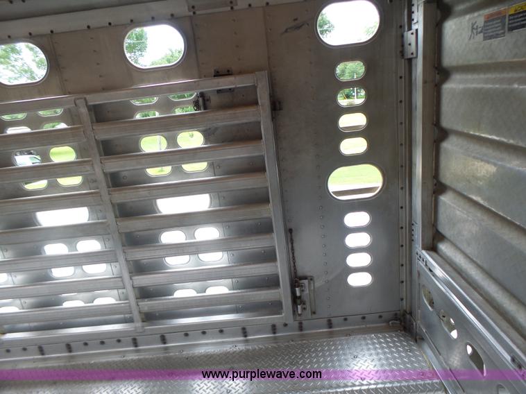 image for item L6242 1997 Wilson PSDCL-302CC livestock equipment