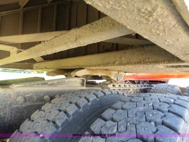 image for item L6245 1988 Timpte double hopper grain trailer