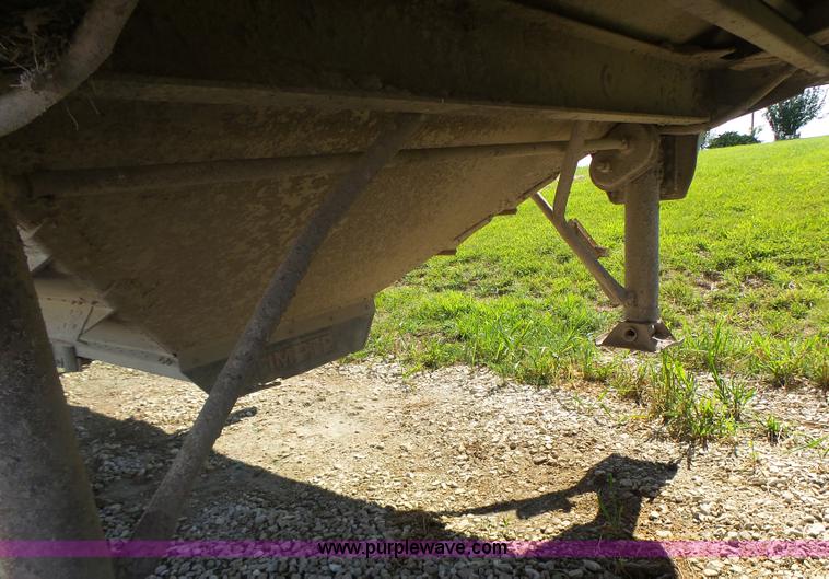 image for item L6245 1988 Timpte double hopper grain trailer