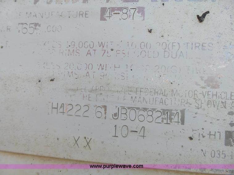 image for item L6245 1988 Timpte double hopper grain trailer