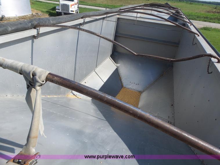 image for item L6245 1988 Timpte double hopper grain trailer