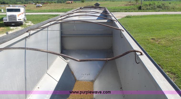 image for item L6245 1988 Timpte double hopper grain trailer