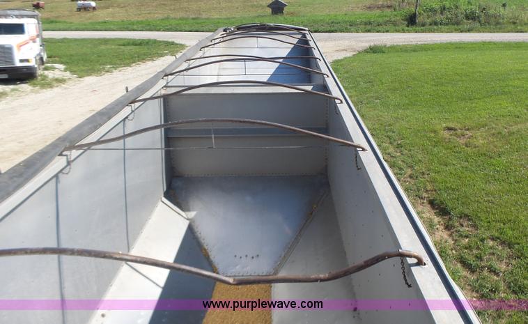 image for item L6245 1988 Timpte double hopper grain trailer