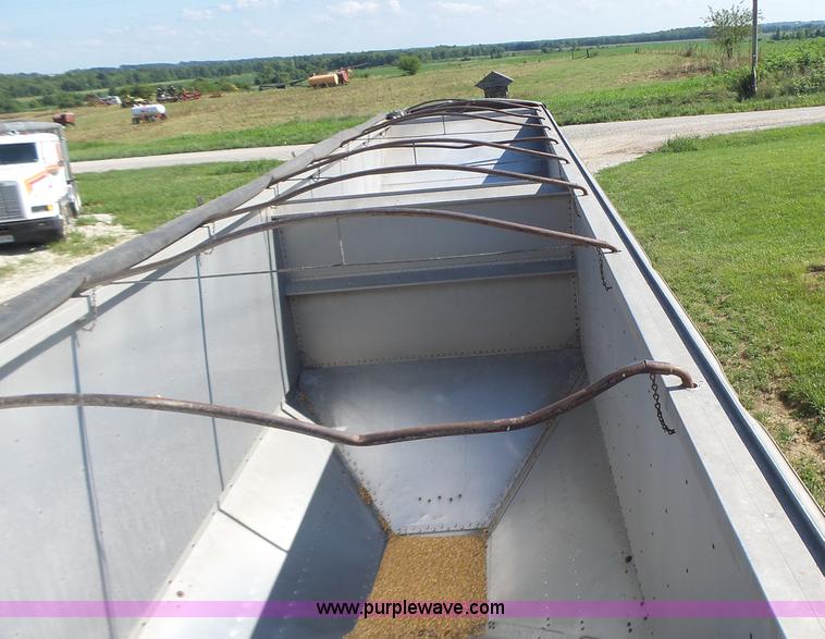 image for item L6245 1988 Timpte double hopper grain trailer