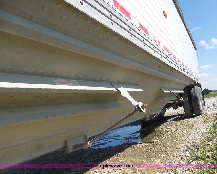 image for item L6245 1988 Timpte double hopper grain trailer