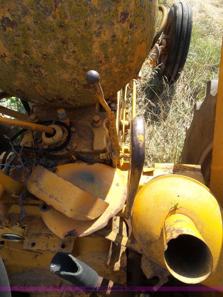 image for item L6862 1956 Minneapolis Moline GB tractor