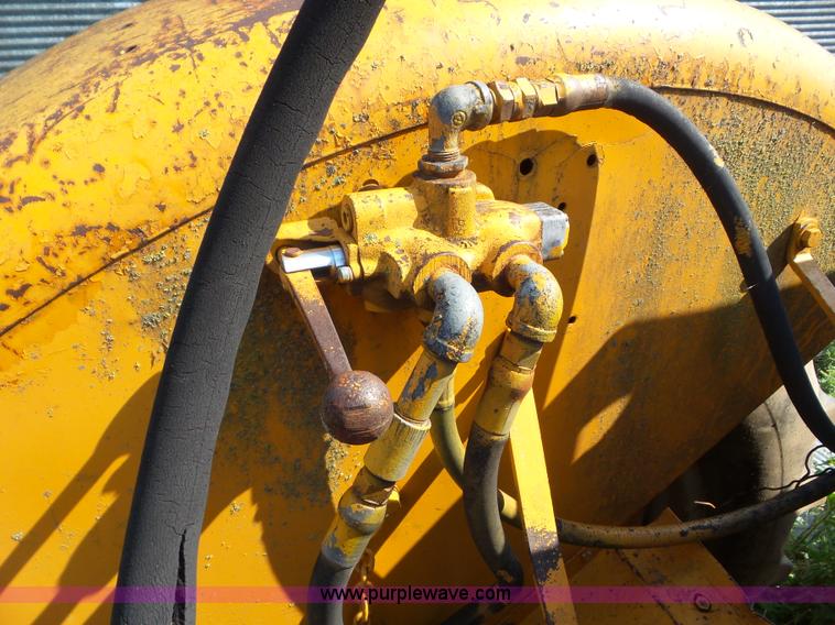 image for item L6862 1956 Minneapolis Moline GB tractor