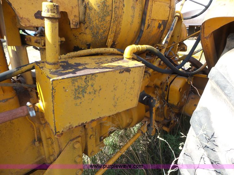 image for item L6862 1956 Minneapolis Moline GB tractor