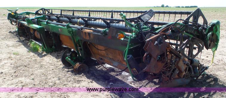 image for item L6864 2009 John Deere 635D Hydrafloat draper head