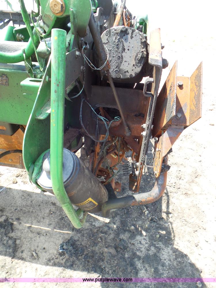 image for item L6864 2009 John Deere 635D Hydrafloat draper head