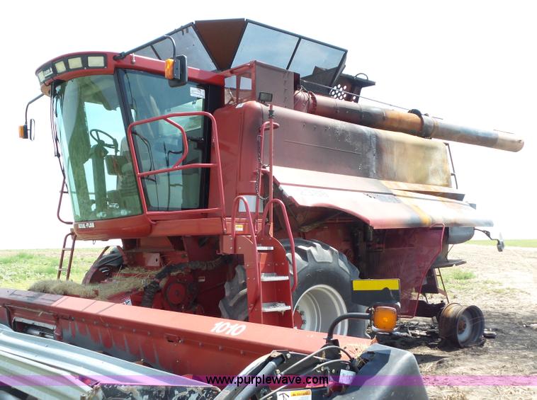 image for item L6865 2003 Case IH 2388 Axial-Flow combine