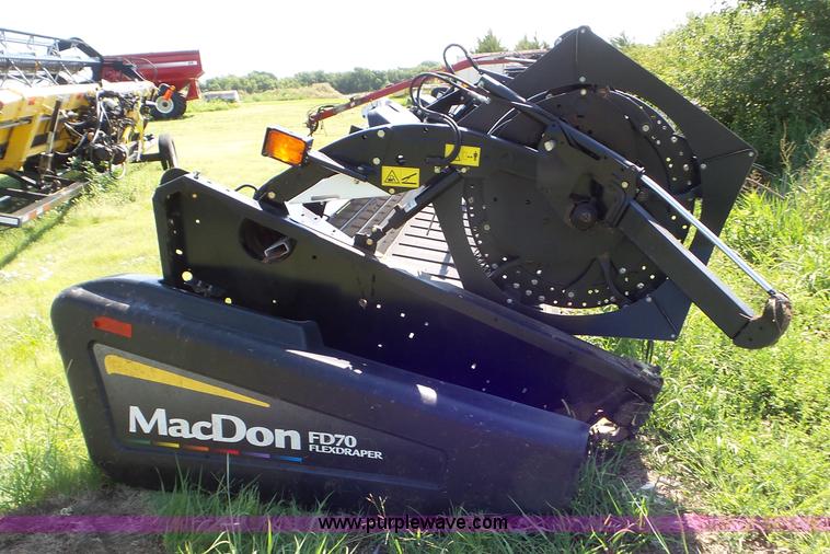 image for item L6871 2012 MacDon FD70 flex draper head