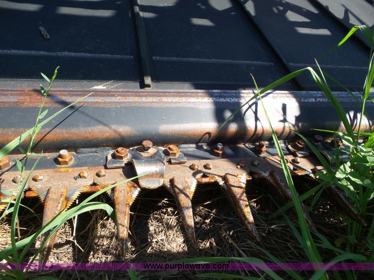 image for item L6871 2012 MacDon FD70 flex draper head