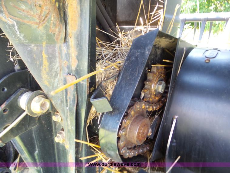 image for item L6871 2012 MacDon FD70 flex draper head