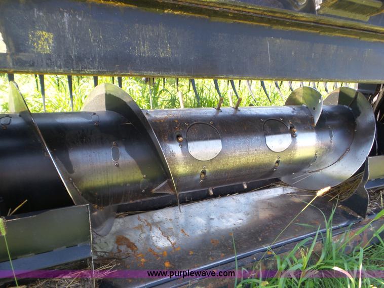 image for item L6871 2012 MacDon FD70 flex draper head