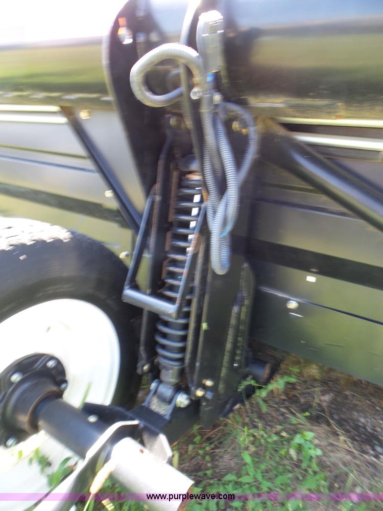 image for item L6871 2012 MacDon FD70 flex draper head