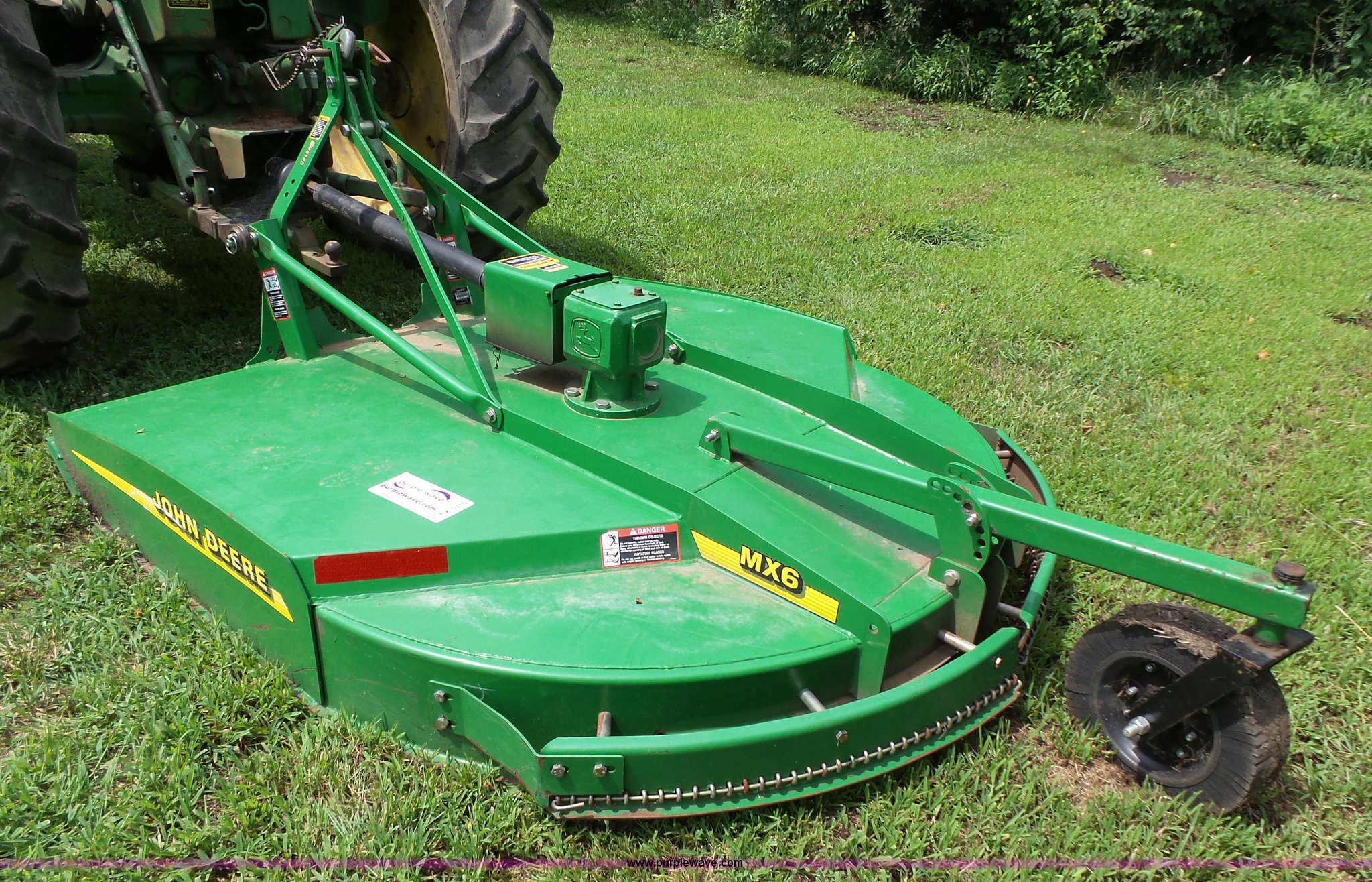 John Deere MX6 rotary mower in Paola, KS Item K5310 sold Purple Wave