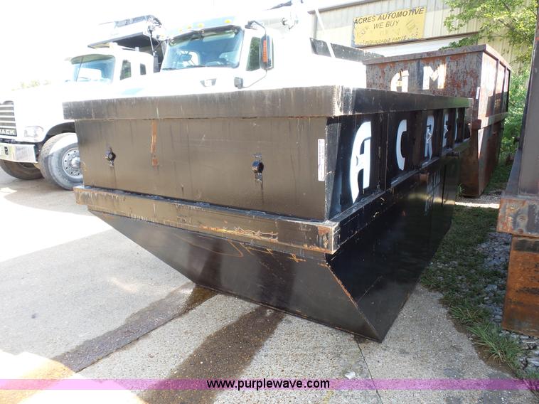 image for item BS9552 Lugger bucket