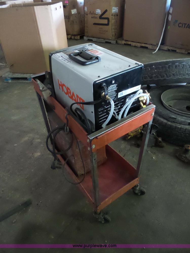 image for item BS9605 Hobart Handler 140 wire feed welder