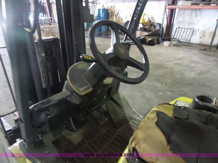 image for item BS9611 Clark C25C forklift