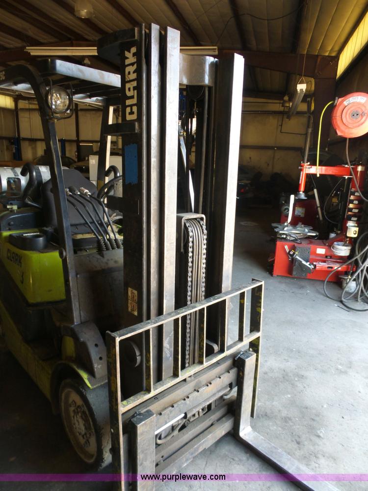 image for item BS9612 Clark C25 forklift