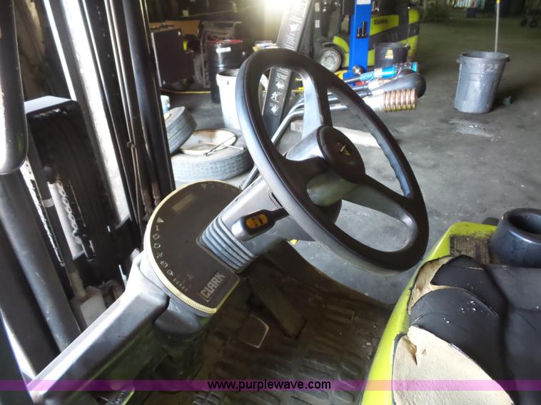 image for item BS9612 Clark C25 forklift