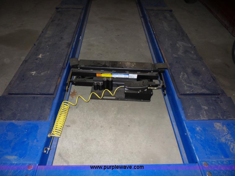 image for item BS9617 Revolution alignment machine