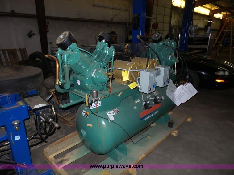 image for item BS9620 Champion HR7D-12 Advantage Series air compressor