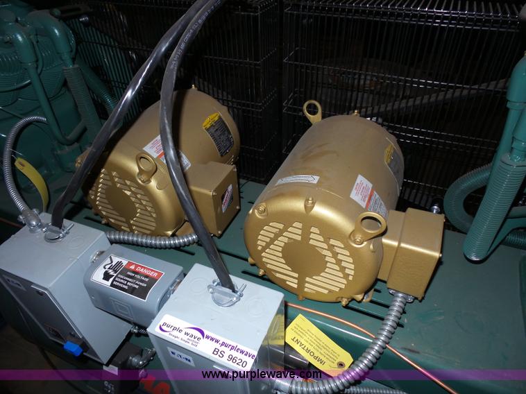 image for item BS9620 Champion HR7D-12 Advantage Series air compressor