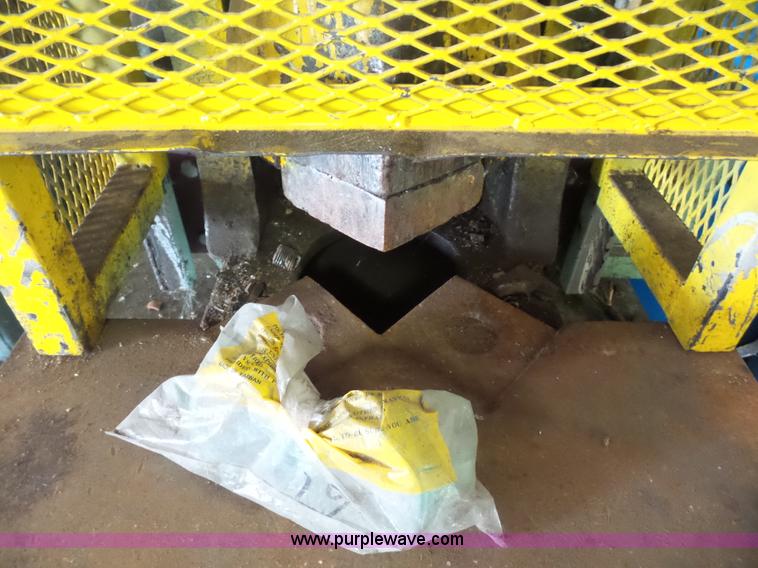 image for item BS9624 Mosley Machinery Co. MM304 nibler