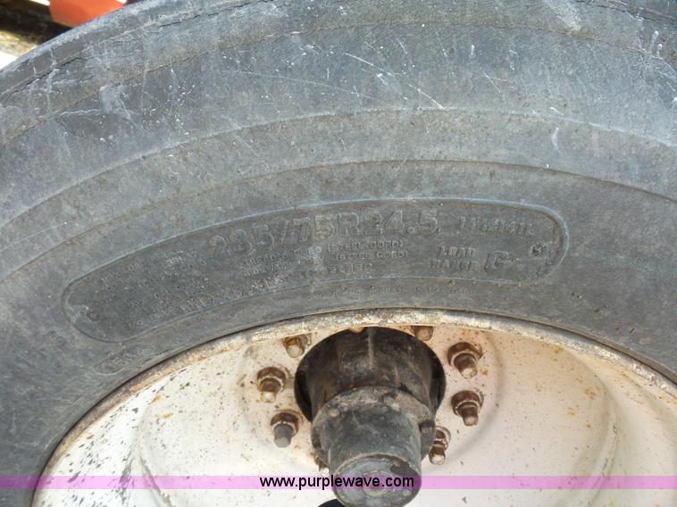 image for item BS9625 1991 Miller dry van trailer