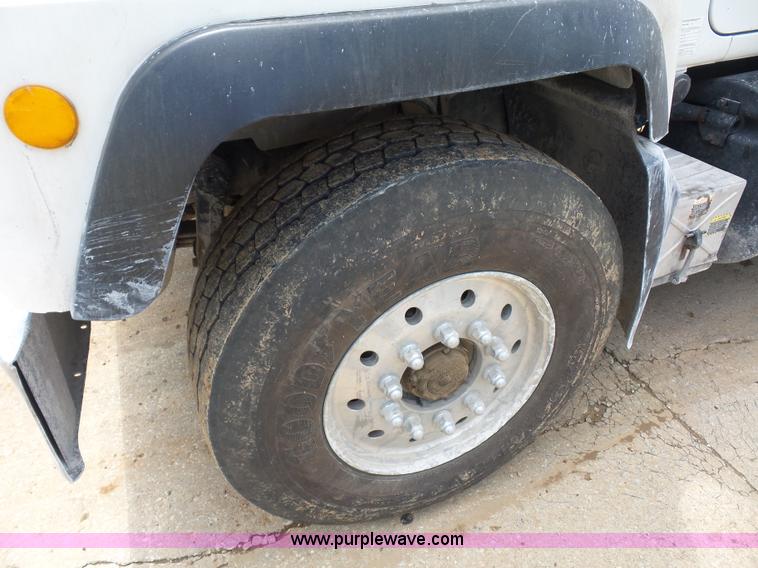 image for item BS9626 2003 Mack RD688S dump truck