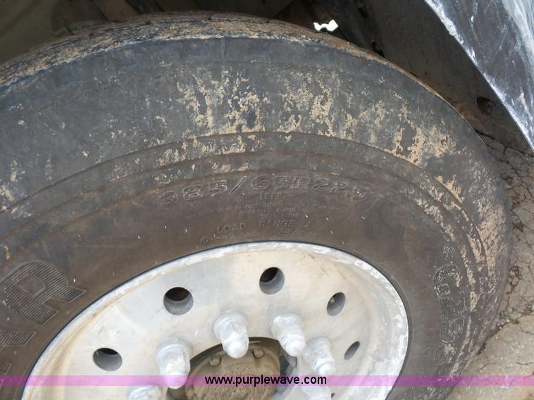 image for item BS9626 2003 Mack RD688S dump truck