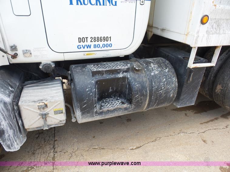 image for item BS9626 2003 Mack RD688S dump truck