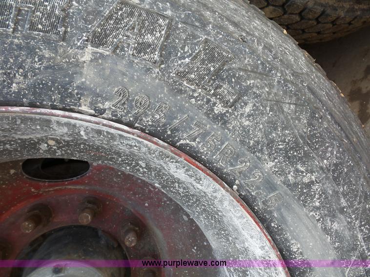 image for item BS9626 2003 Mack RD688S dump truck