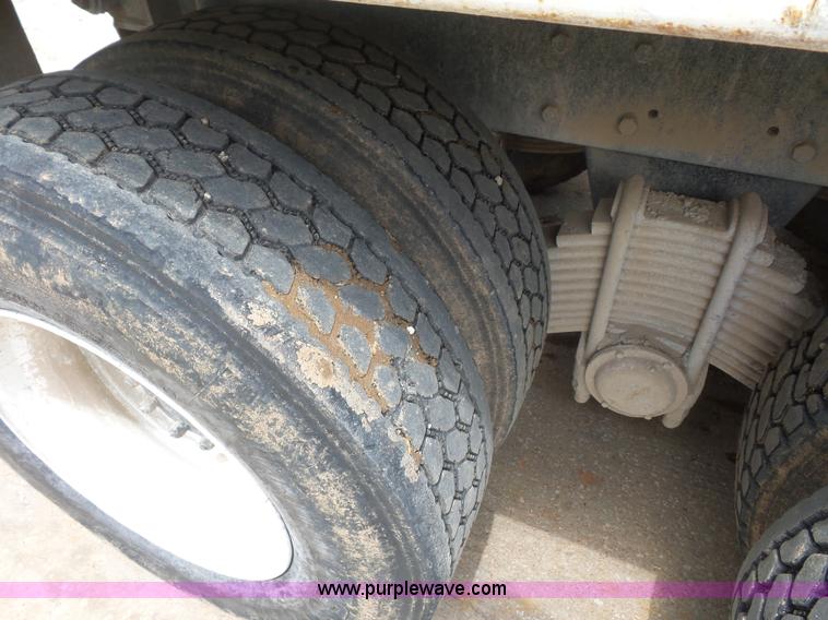 image for item BS9626 2003 Mack RD688S dump truck