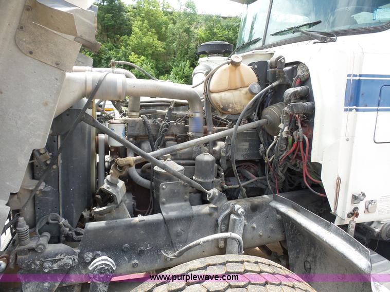 image for item BS9626 2003 Mack RD688S dump truck