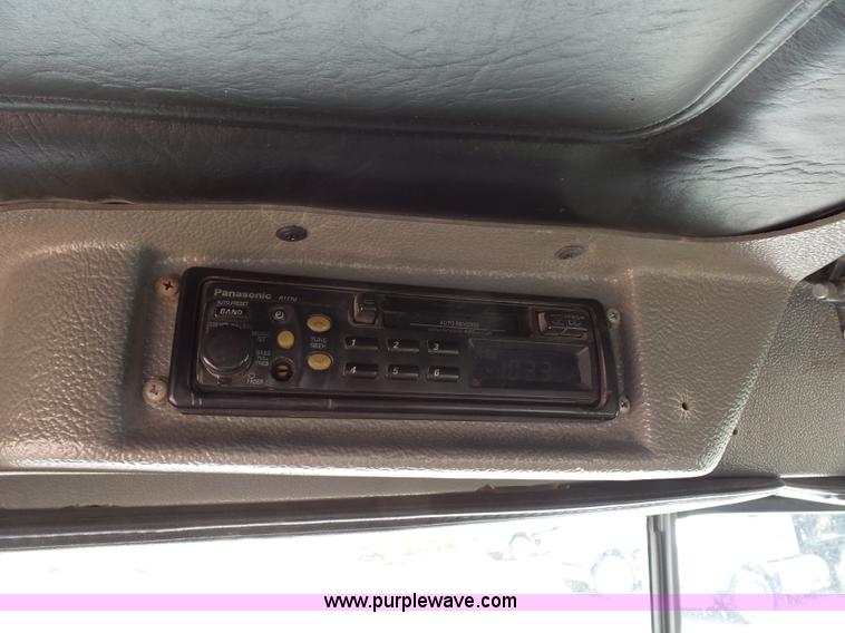 image for item BS9626 2003 Mack RD688S dump truck