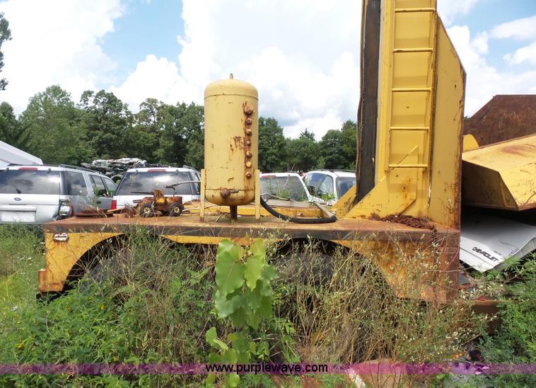 image for item BS9634 Mac Corporation car crusher