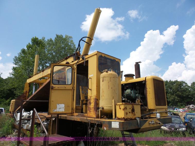 image for item BS9634 Mac Corporation car crusher