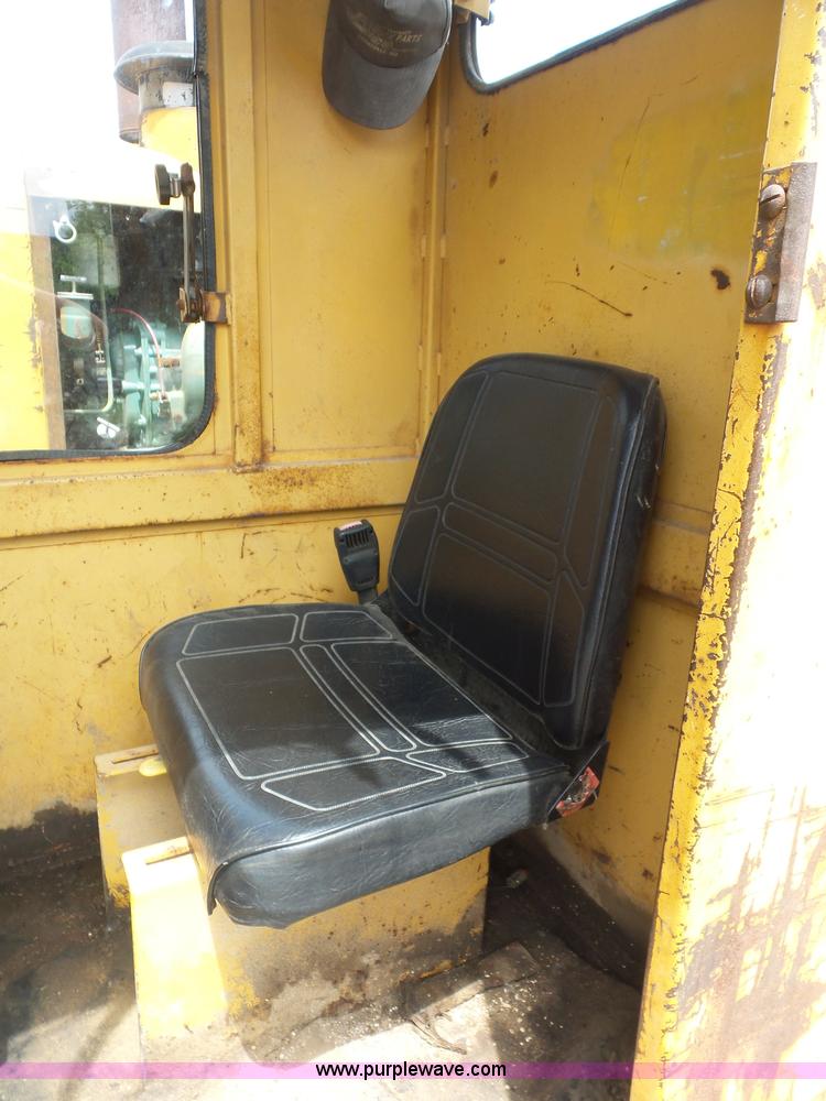 image for item BS9634 Mac Corporation car crusher