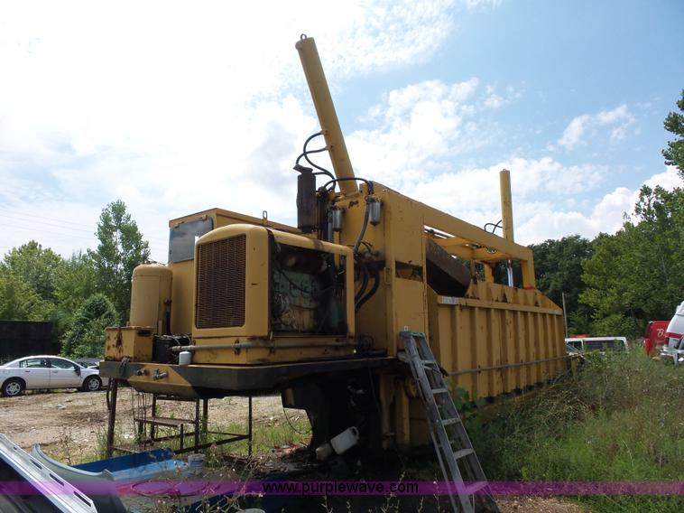 image for item BS9634 Mac Corporation car crusher