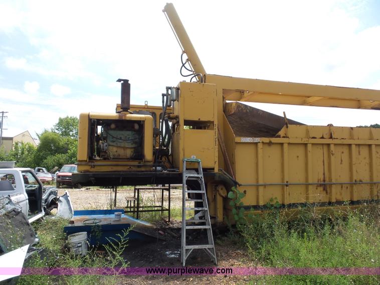 image for item BS9634 Mac Corporation car crusher