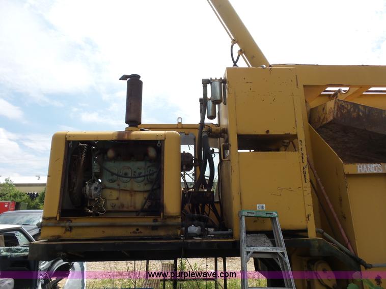 image for item BS9634 Mac Corporation car crusher