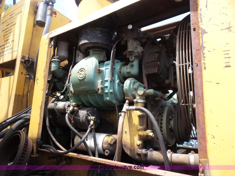 image for item BS9634 Mac Corporation car crusher